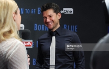 jazz-musician-matt-dusk-attends-the-premiere-screening-of-ones-born-picture-id513160320